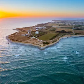 Visite guidée de la pointe de Chassiron: le "Bout du Monde" entre légendes, paysages et patrimoine._Saint-Denis-d'Oléron